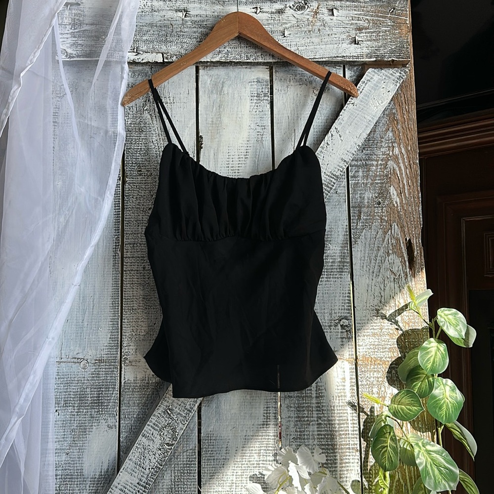 Rouched tank top.